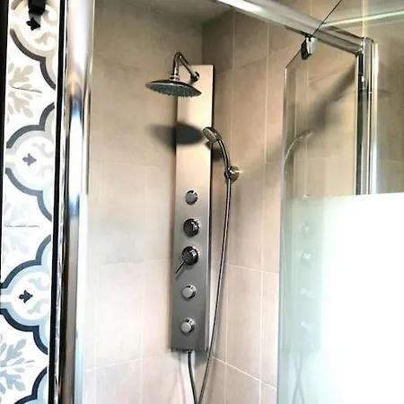 Gæstehus La Fontaine Des Pres 4*