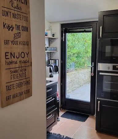 La Fontaine Des Pres 4*