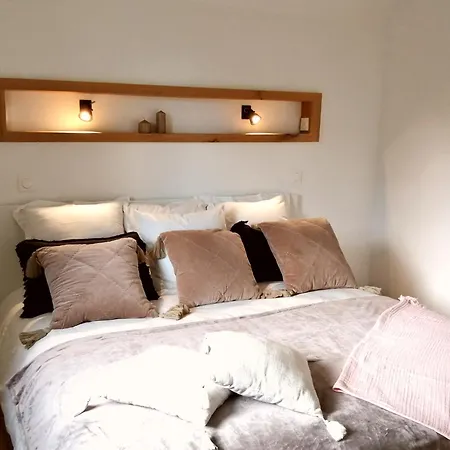 La Fontaine Des Pres 4*