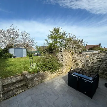 La Fontaine Des Pres Gæstehus