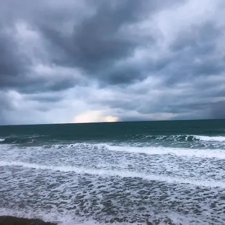La Fontaine Des Pres 4*